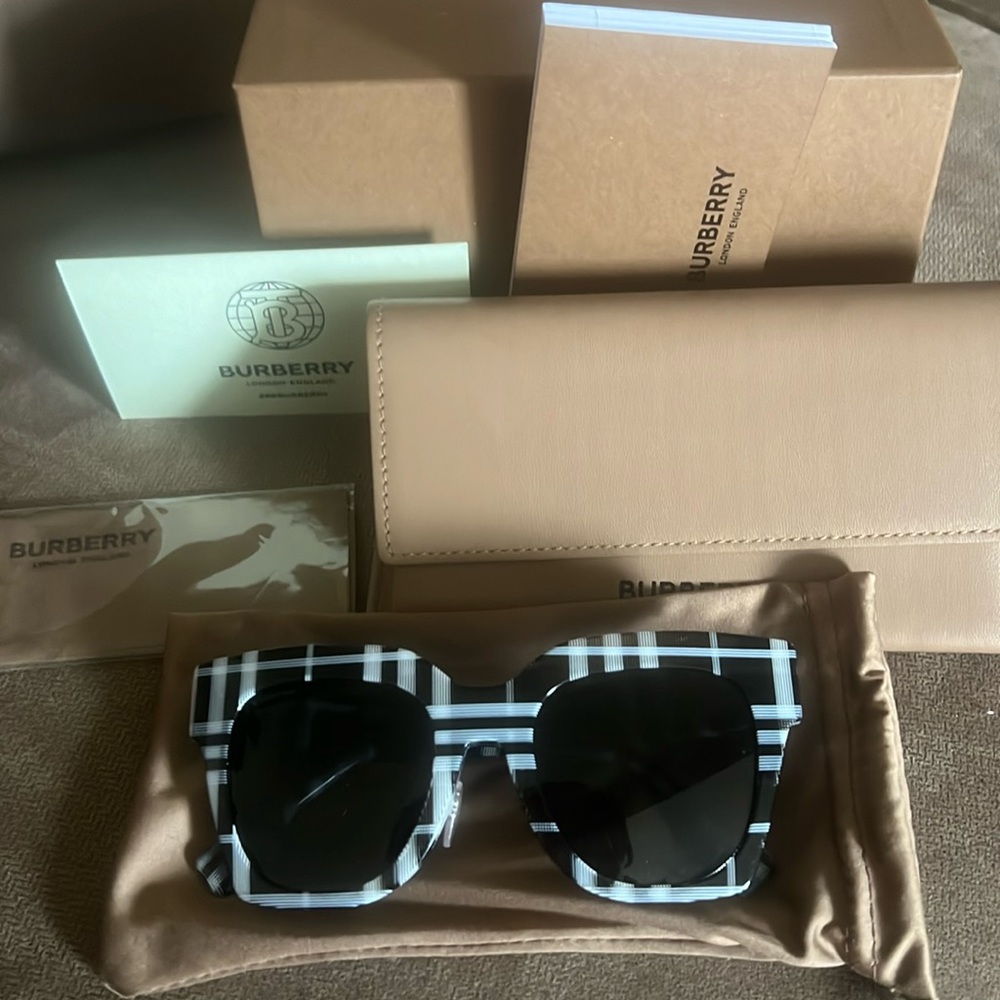 Burberry “kitty” black and white check sunglasses